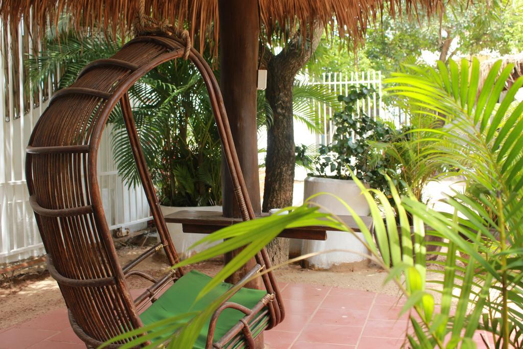 Penguin Pablo Bungalow Sihanoukville Exterior photo