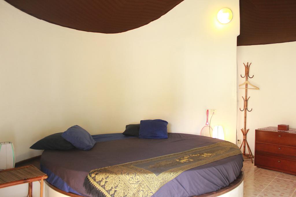 Penguin Pablo Bungalow Sihanoukville Exterior photo