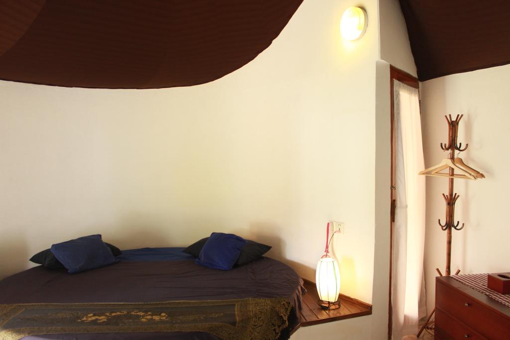 Penguin Pablo Bungalow Sihanoukville Exterior photo