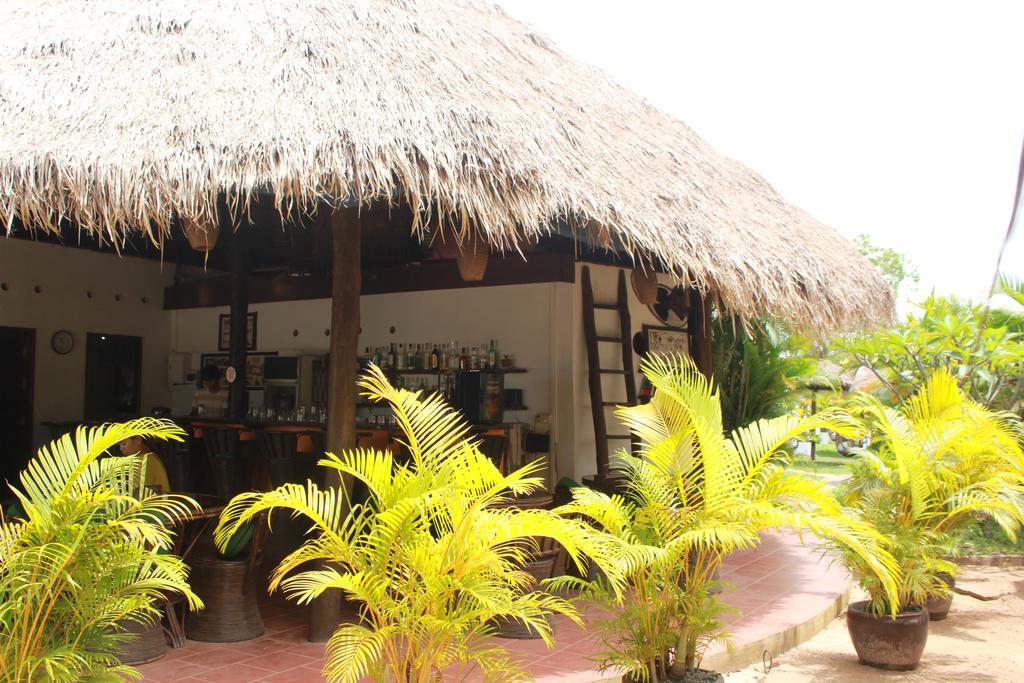 Penguin Pablo Bungalow Sihanoukville Exterior photo