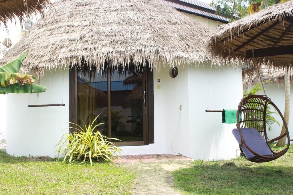 Penguin Pablo Bungalow Sihanoukville Exterior photo